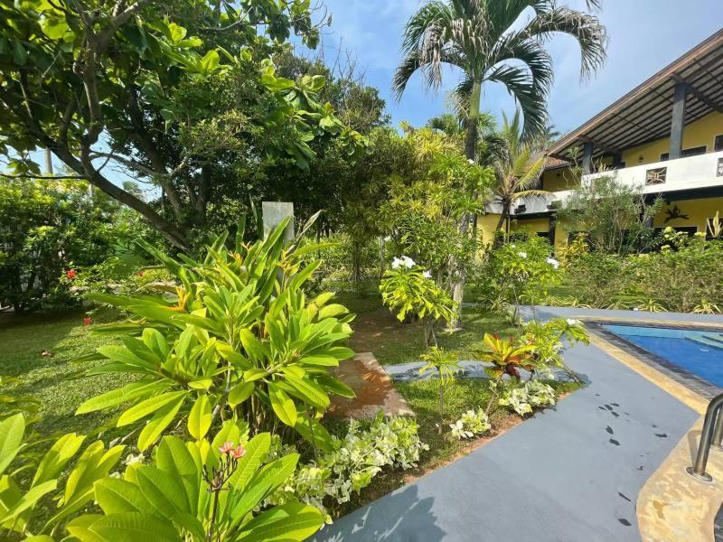 Solomon Beach Hotel マラウィラ エクステリア 写真