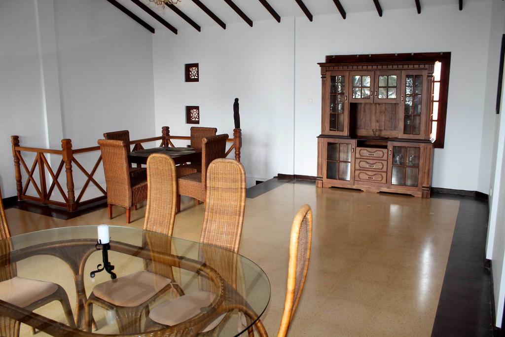Solomon Beach Hotel マラウィラ エクステリア 写真